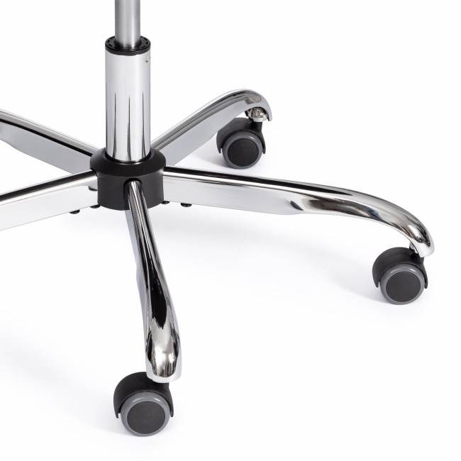 Кресло BOSS Lux кож/зам, белый, 36-01 белый кож/зам Кресло BOSS Lux кож/зам, белый, 36-01 белый кож/зам