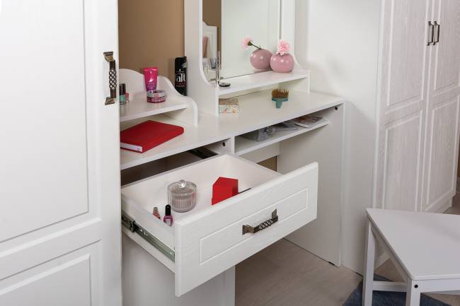 Стол туалетный 12.46 Ливерпуль цвет ясень ваниль/белый Стол туалетный 12.46 Ливерпуль цвет ясень ваниль/белый