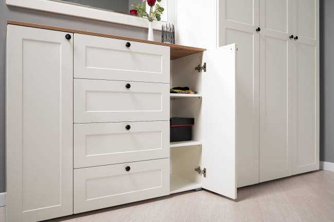 Два больших комода Остин цвет белый шагрень/дуб крафт золотой