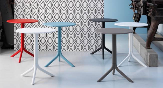 Стол пластиковый обеденный Spritz + Spritz Mini голубой Ø605х400-765 мм Стол пластиковый обеденный Spritz + Spritz Mini голубой Ø605х400-765 мм