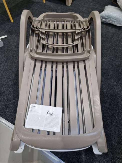 Шезлонг-лежак пластиковый Eden тортора 1700-1945х710х850 мм Шезлонг-лежак пластиковый Eden тортора 1700-1945х710х850 мм