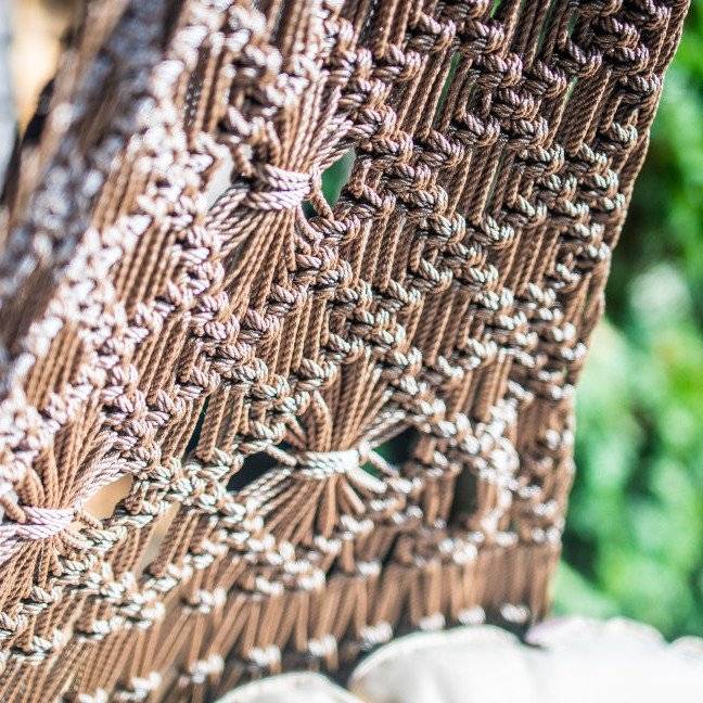 Подвесное плетеное кресло качели CARTAGENA (цвет светло-коричневый) с подушками (цвет бежевый) без каркаса