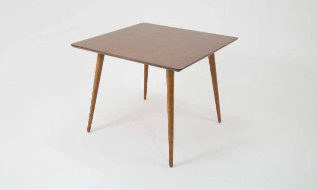 Стол Монте М 100 орех со стульями Джуно орех велюр бежевый Стол Монте М 100 орех со стульями Джуно орех велюр бежевый